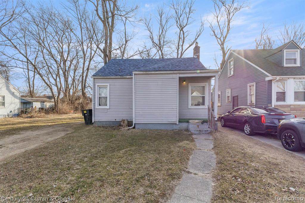 18972 Plainview Avenue - Photo 1