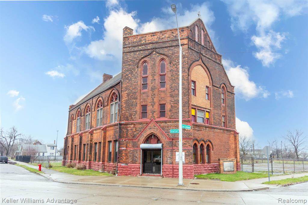 2900 Gratiot Avenue - Photo 1