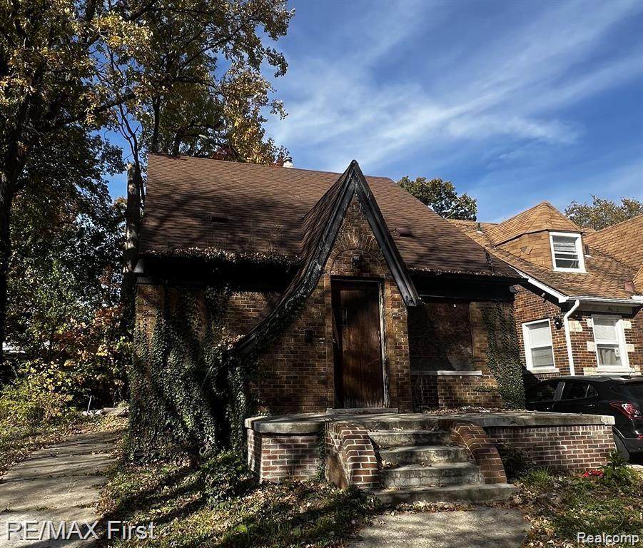 15857 Evanston Street - Photo 1