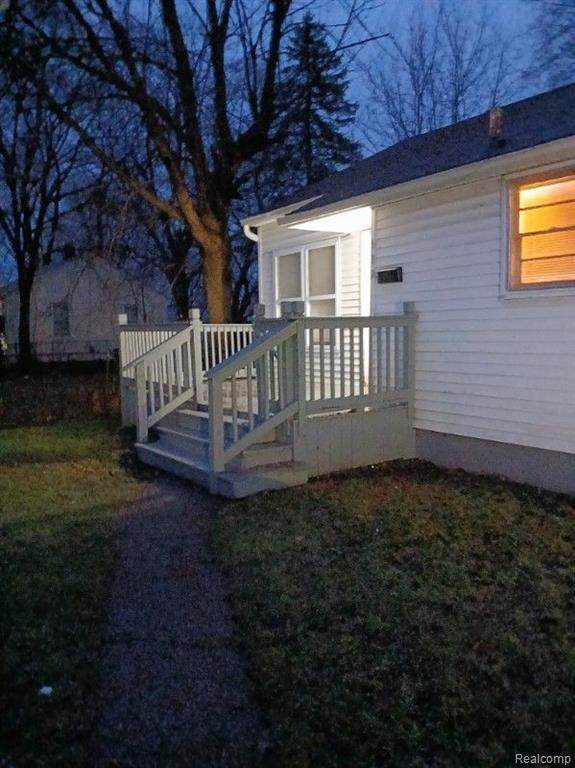 639 Neubert Avenue - Photo 1
