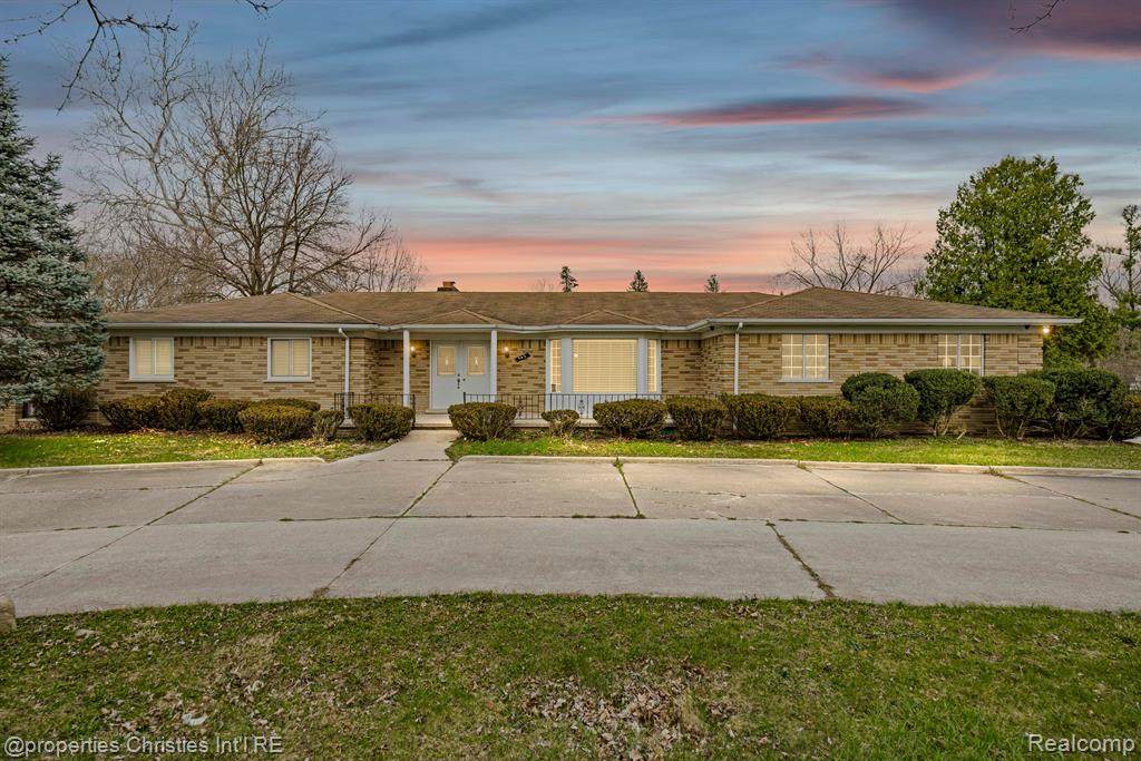 31430 Lahser Road - Photo 1