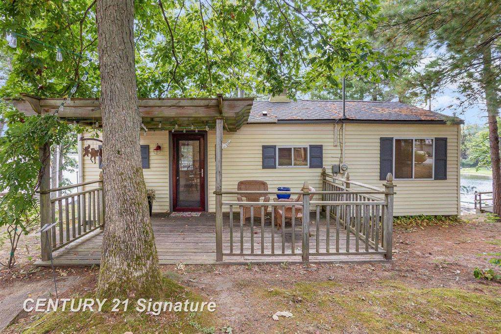 7765 Nicole Drive - Photo 1
