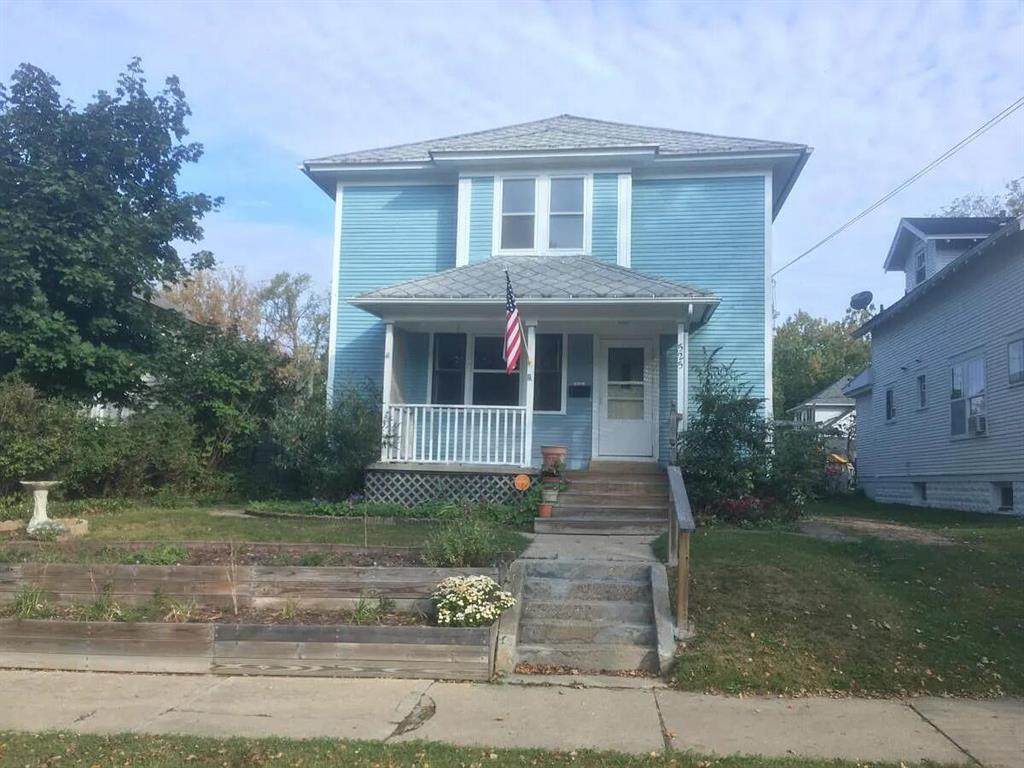 525 Shirley Street - Photo 1