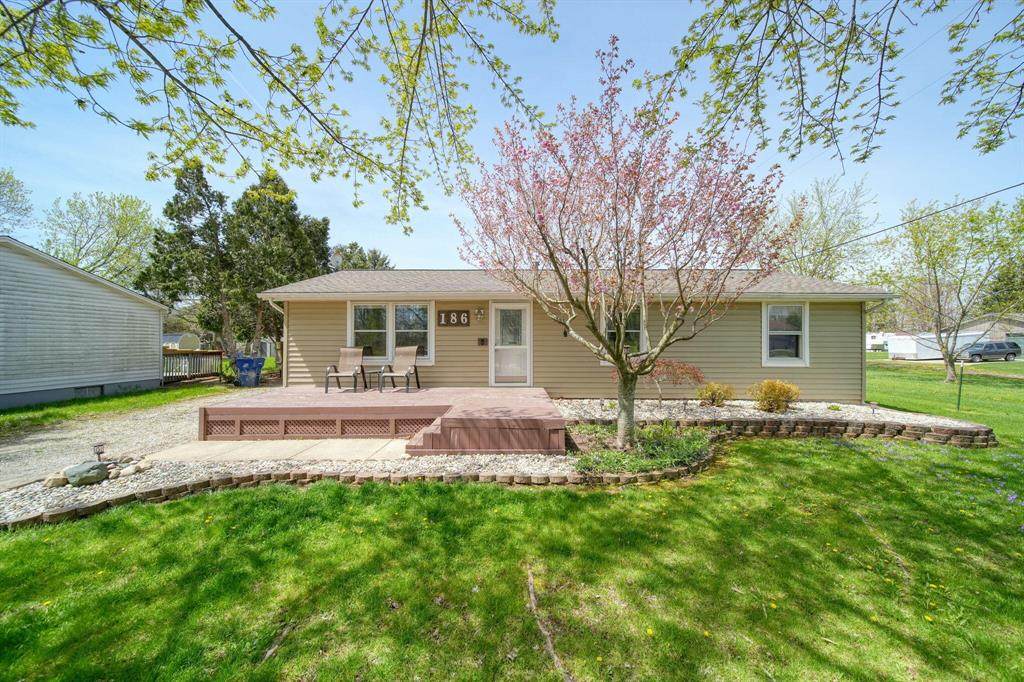 186 Harris Drive - Photo 1