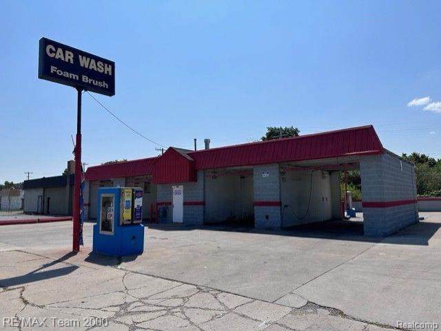 19639 Warren Avenue - Photo 1