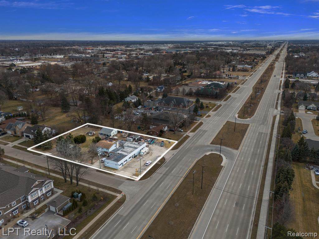 44096 Mound Road - Photo 1