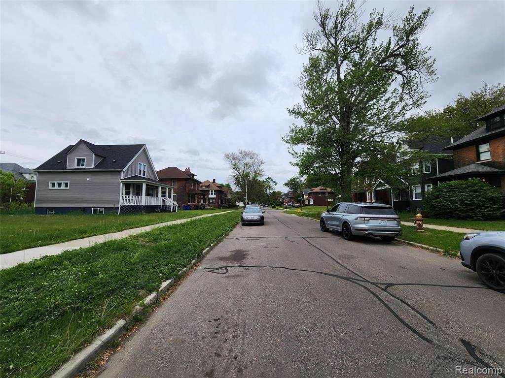 https://bt-photos.global.ssl.fastly.net/michigan/orig_boomver_1_628047966-2.jpg