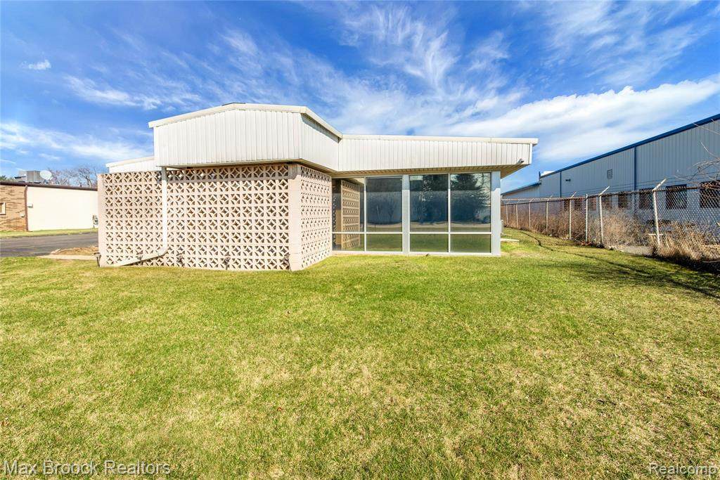 1660 Airport Road - Photo 1