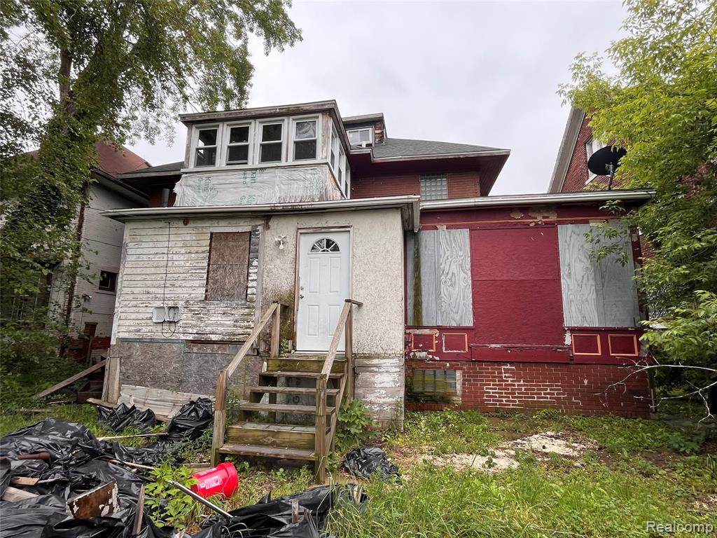 https://bt-photos.global.ssl.fastly.net/michigan/orig_boomver_1_628369496-2.jpg