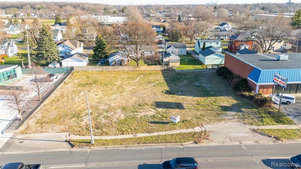 704 Telegraph Road - Photo 1