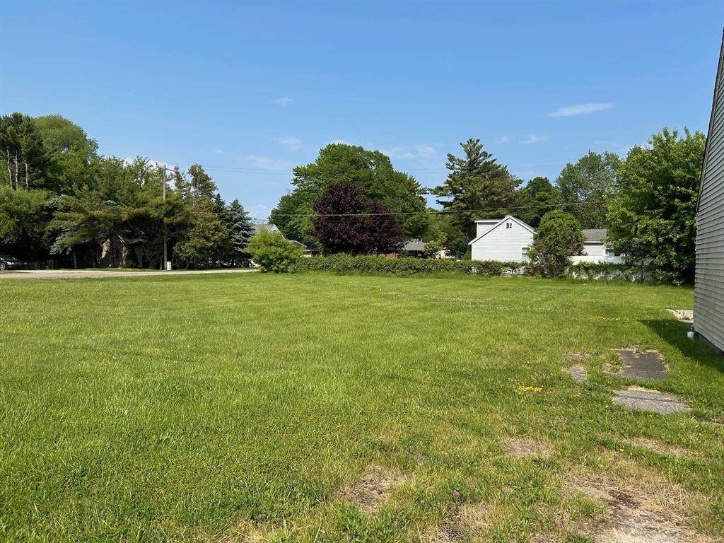 7345 Lakeshore Road - Photo 1