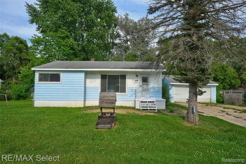 1413 Martha Avenue - Photo 1