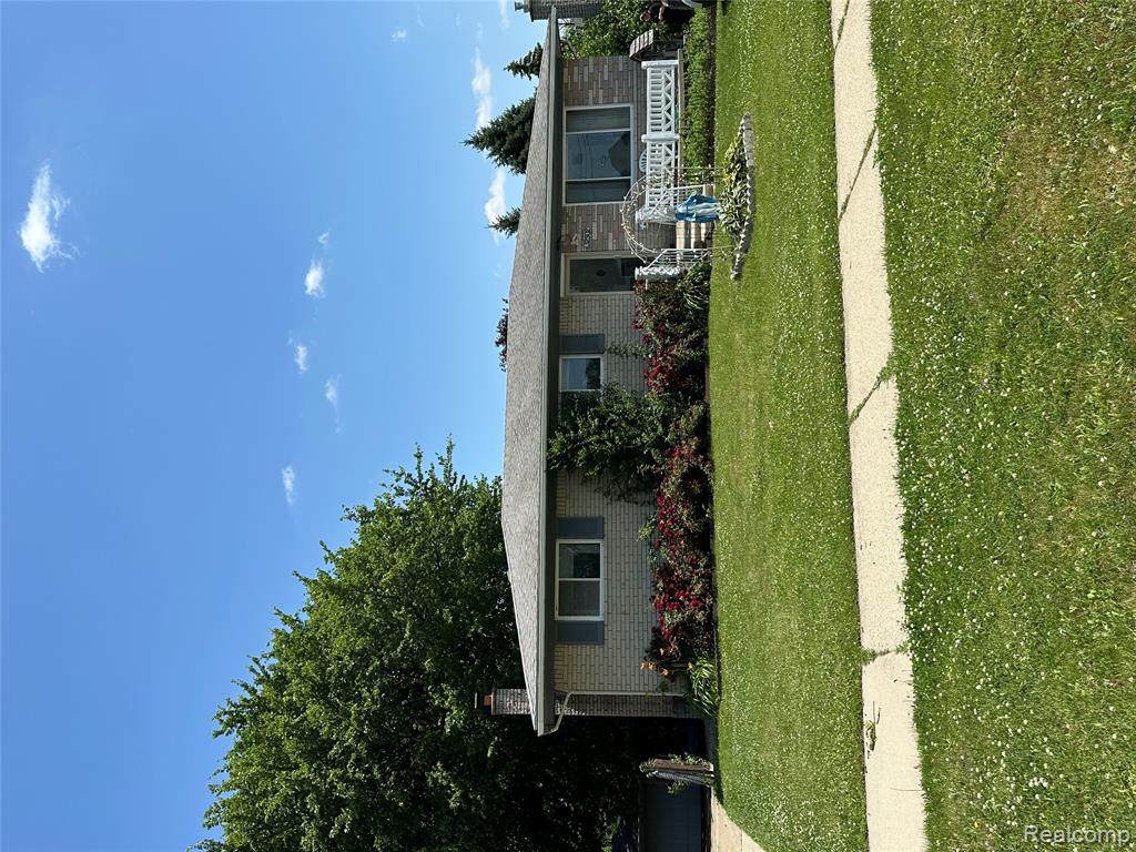 32302 Ryan Road - Photo 1