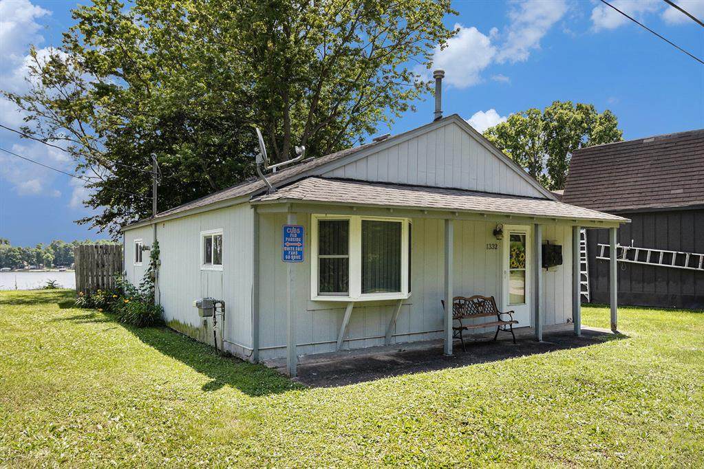 1332 Cherokee Drive - Photo 1