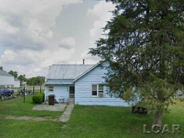 302 Center Street - Photo 1