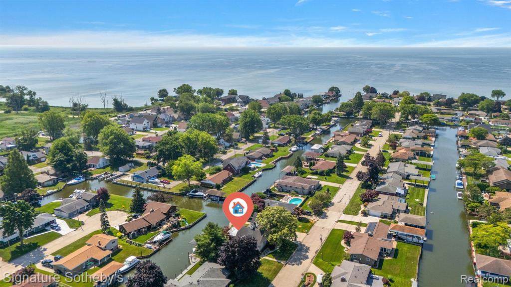 38008 Seaway Court - Photo 1