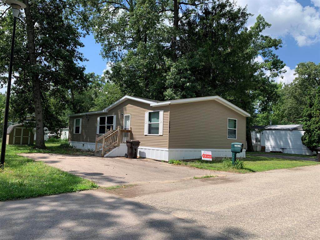 25614 Marshall Drive - Photo 1