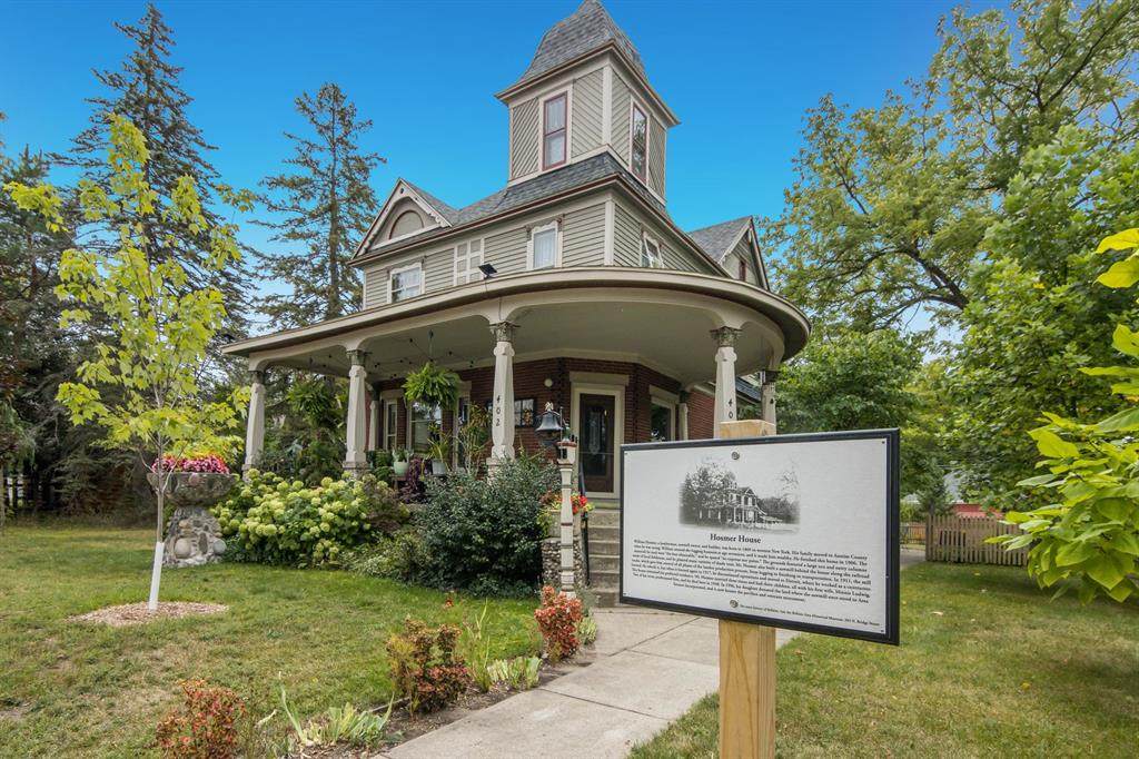 402 Cayuga Street - Photo 1