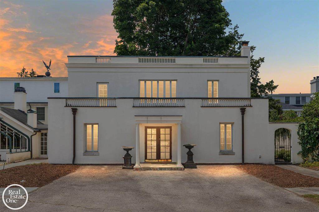 277 Lincoln Road - Photo 1