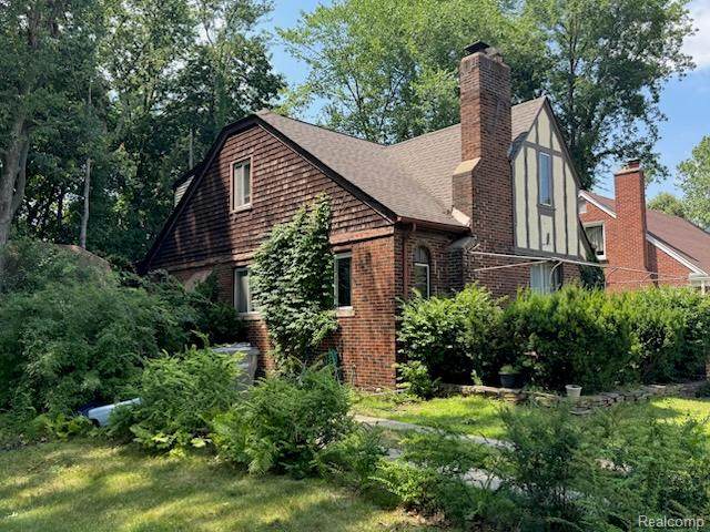 426 Waverly Street - Photo 1