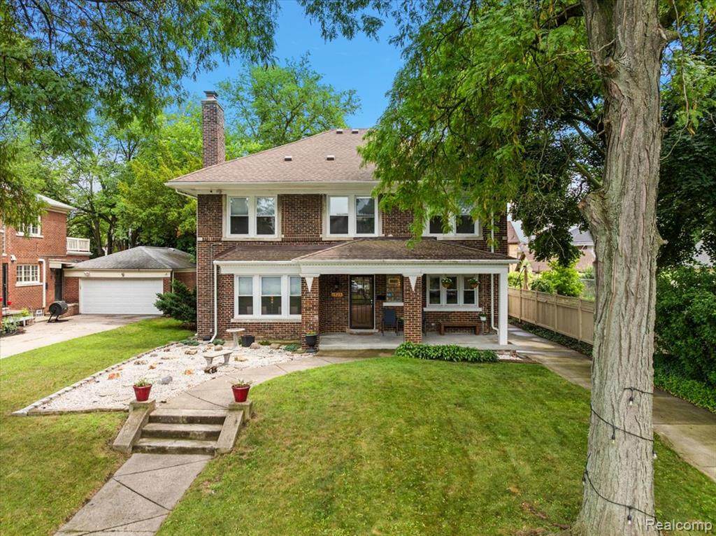 1925 Chicago Boulevard - Photo 1