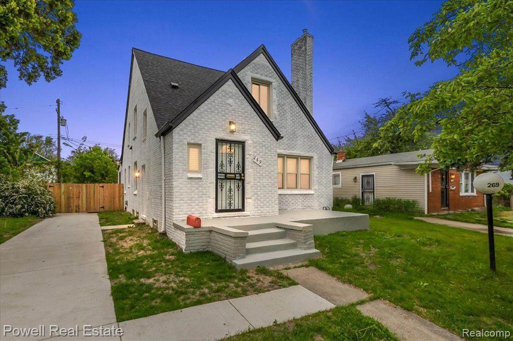 269 Newport Street - Photo 1