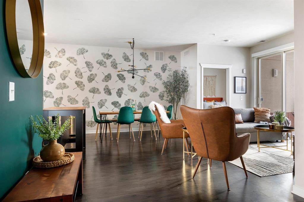 630 Garfield Avenue - Photo 1