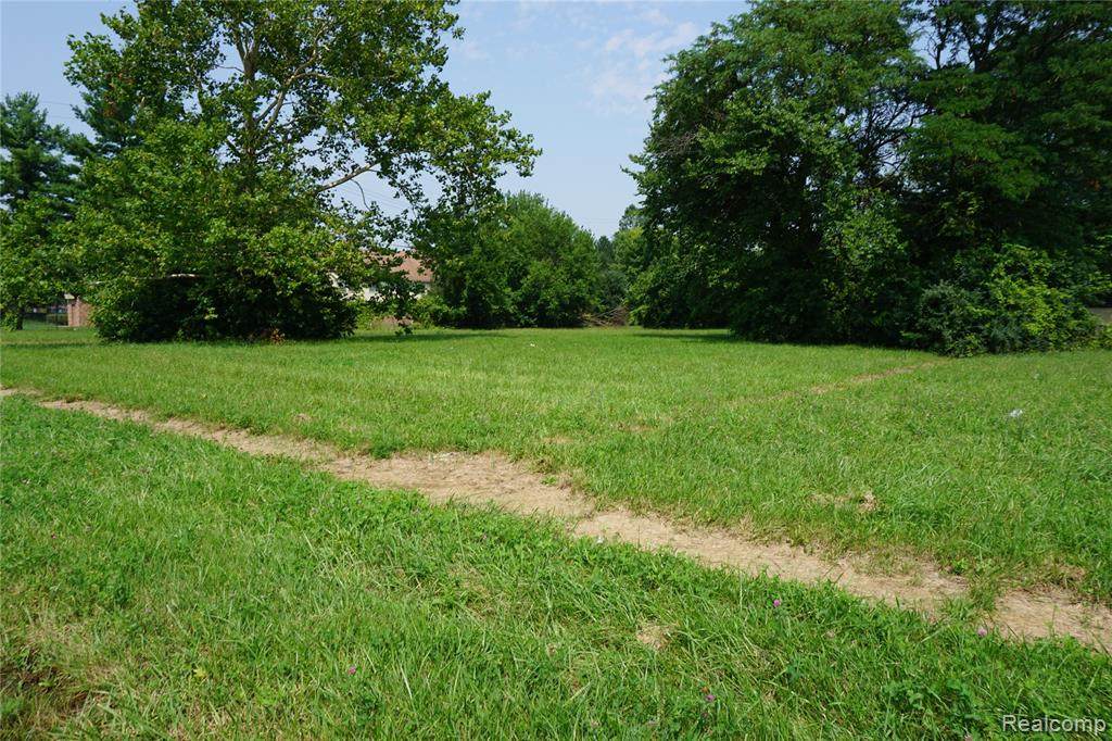 Vacant Wayland Court - Photo 1