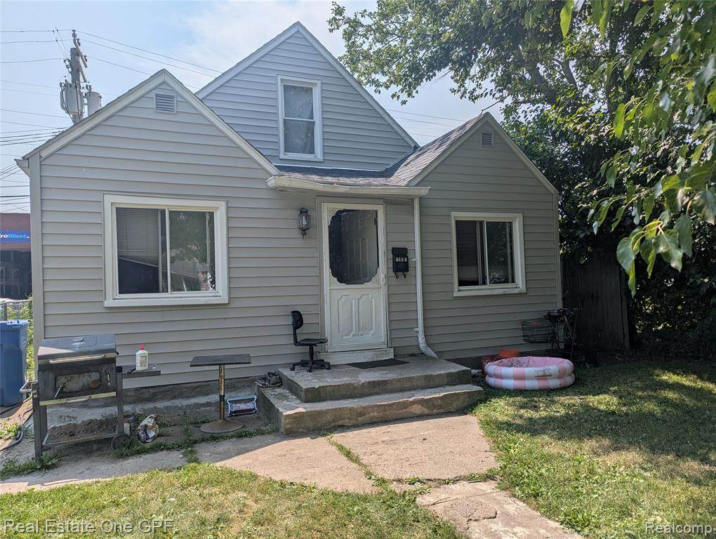 7052 Rivard Avenue - Photo 1