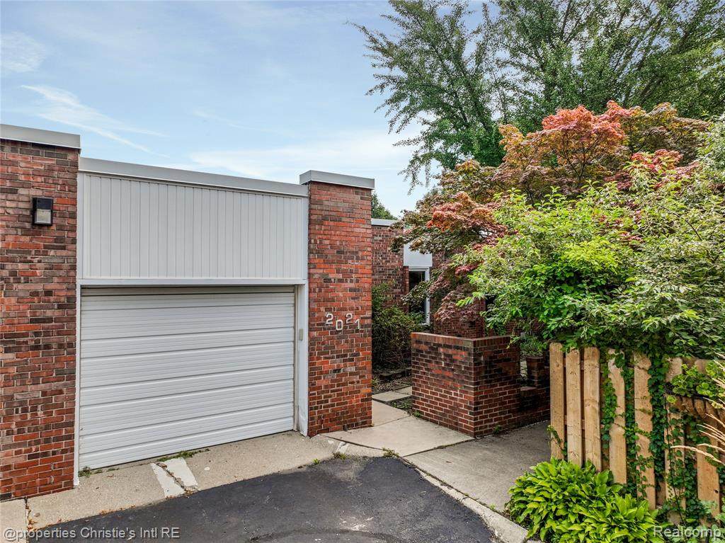 2021 Hyde Park Drive - Photo 1