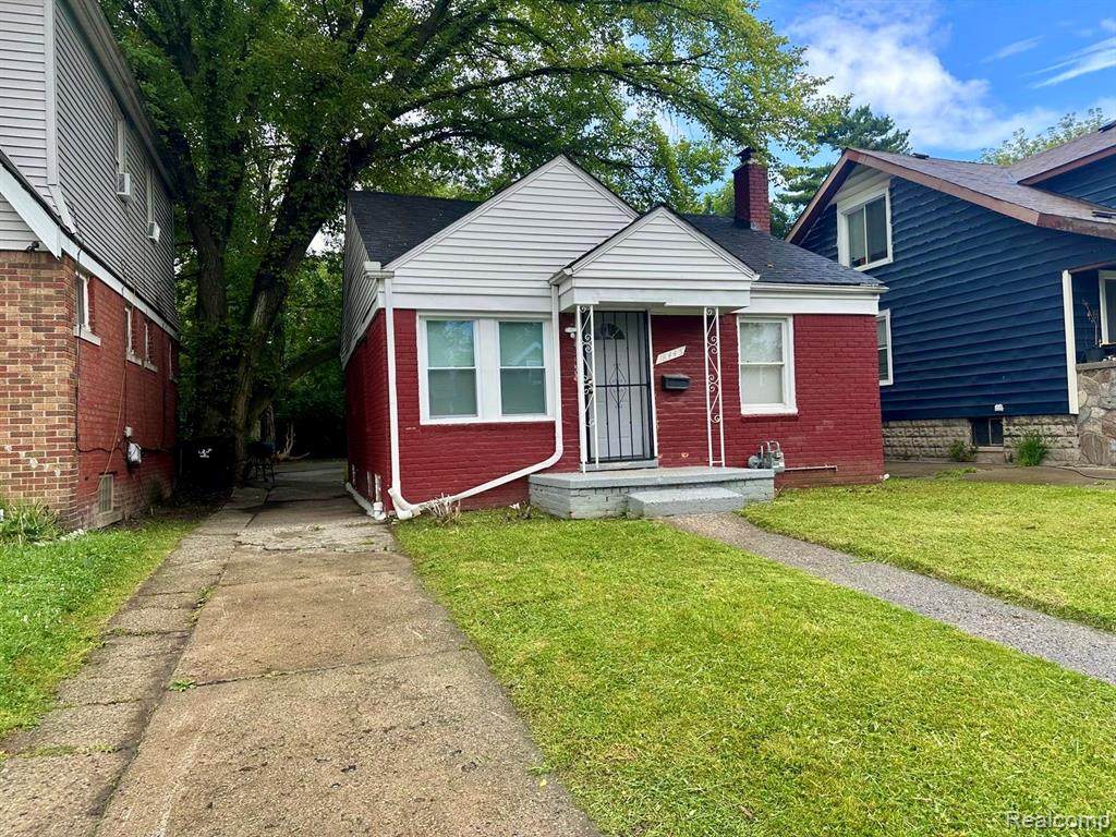 18445 Alcoy Street - Photo 1
