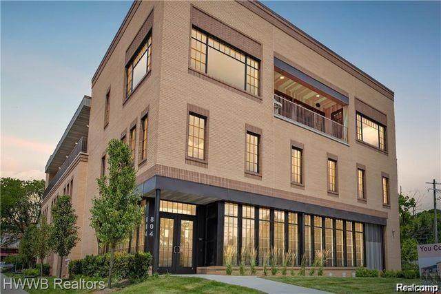 804 Main Street - Photo 1