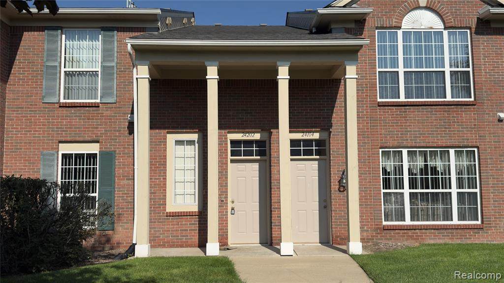 24202 Chesapeake Circle - Photo 1