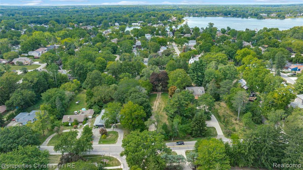 5620 Inkster Road - Photo 1