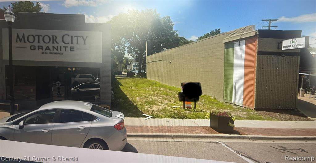 35 Broadway Street - Photo 1