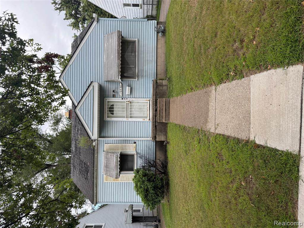 19336 Huntington Road - Photo 1