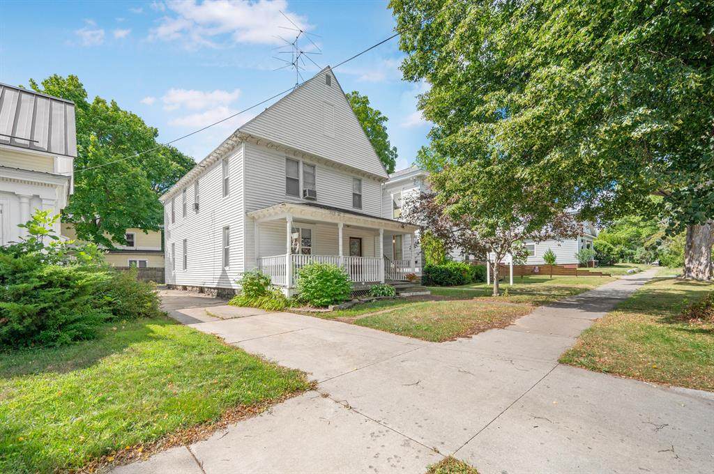 420 Linden Street - Photo 1