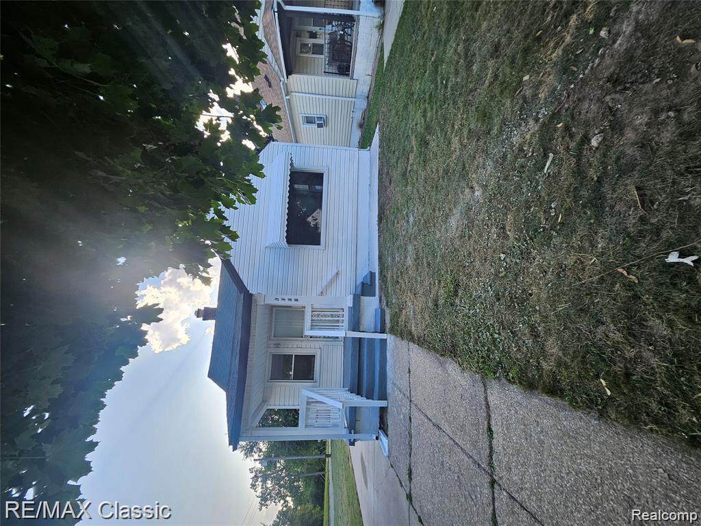 3146 Walnut Street - Photo 1
