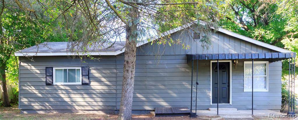 5502 Rowley Boulevard - Photo 1