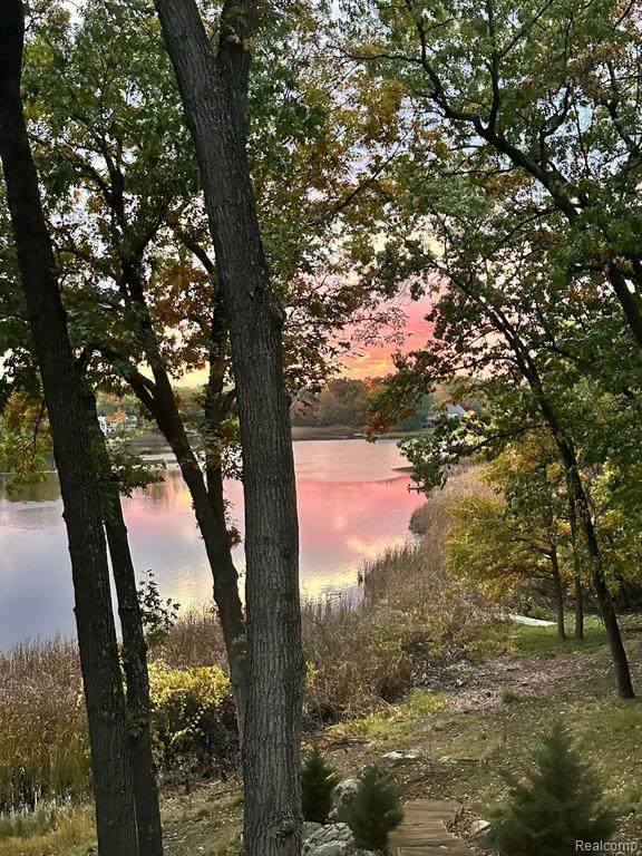 1723 Heron Ridge Drive - Photo 1