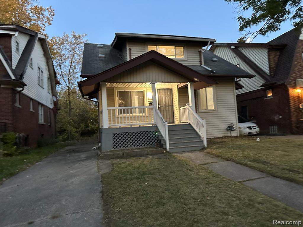 13338 Freeland Street - Photo 1