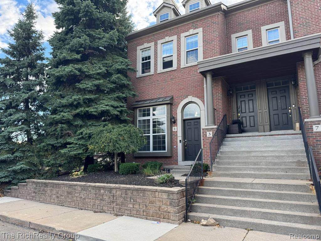 1 Village Lane - Photo 1