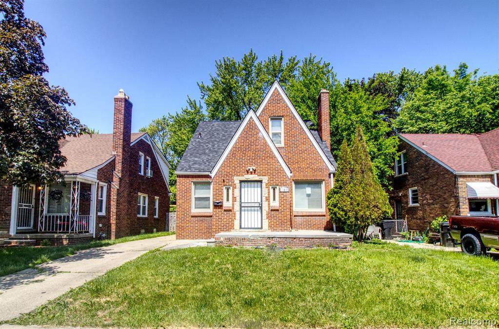 12511 Riad Street - Photo 1