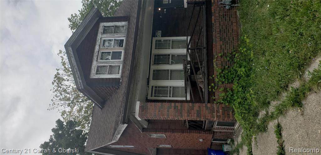 3661 Beaconsfield Street - Photo 1