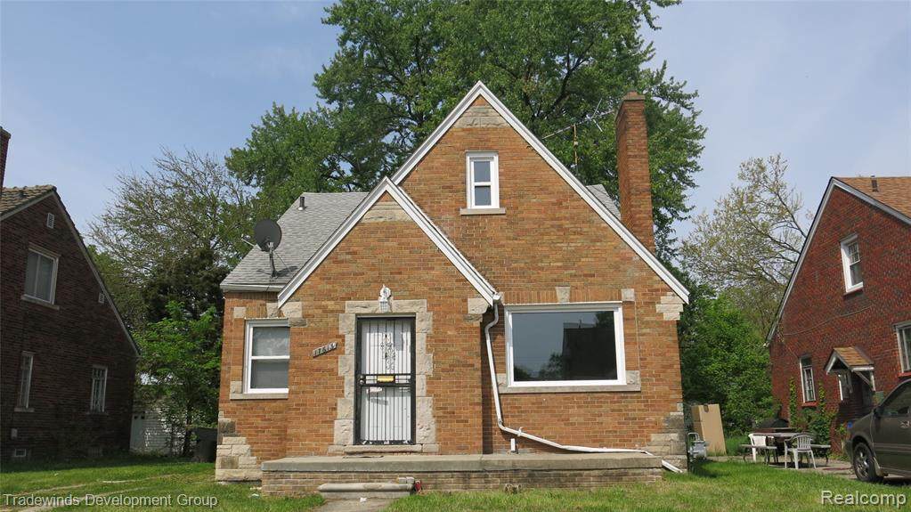 17613 Rowe Street - Photo 1