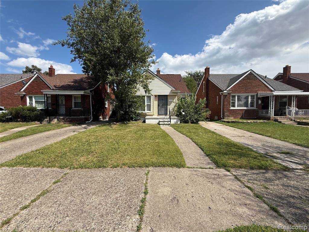 17650 Beland Street - Photo 1