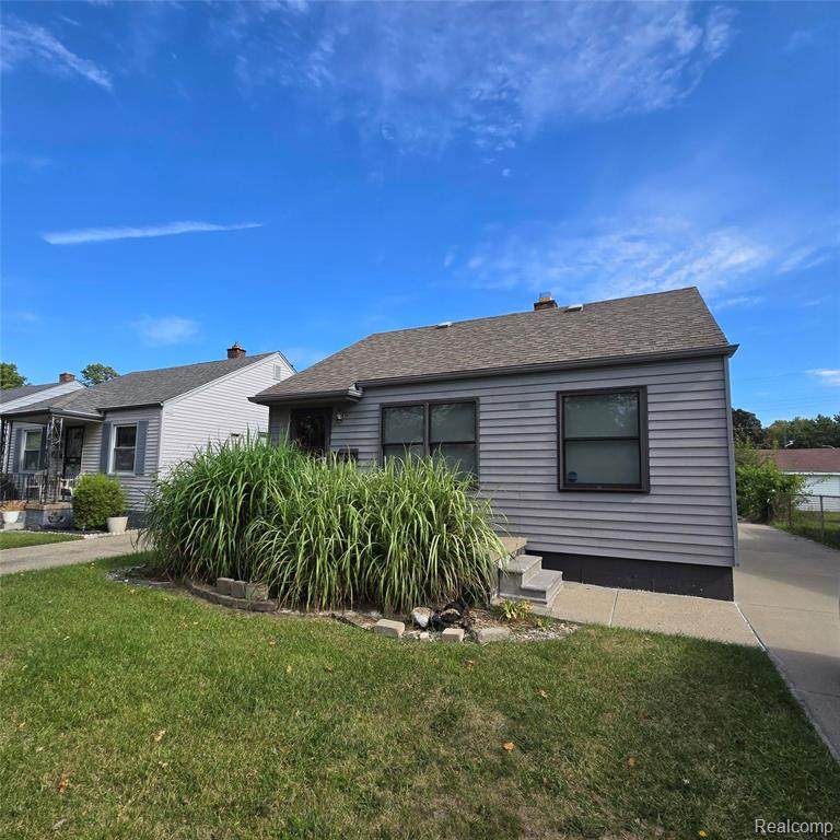 19009 Woodside Street - Photo 1