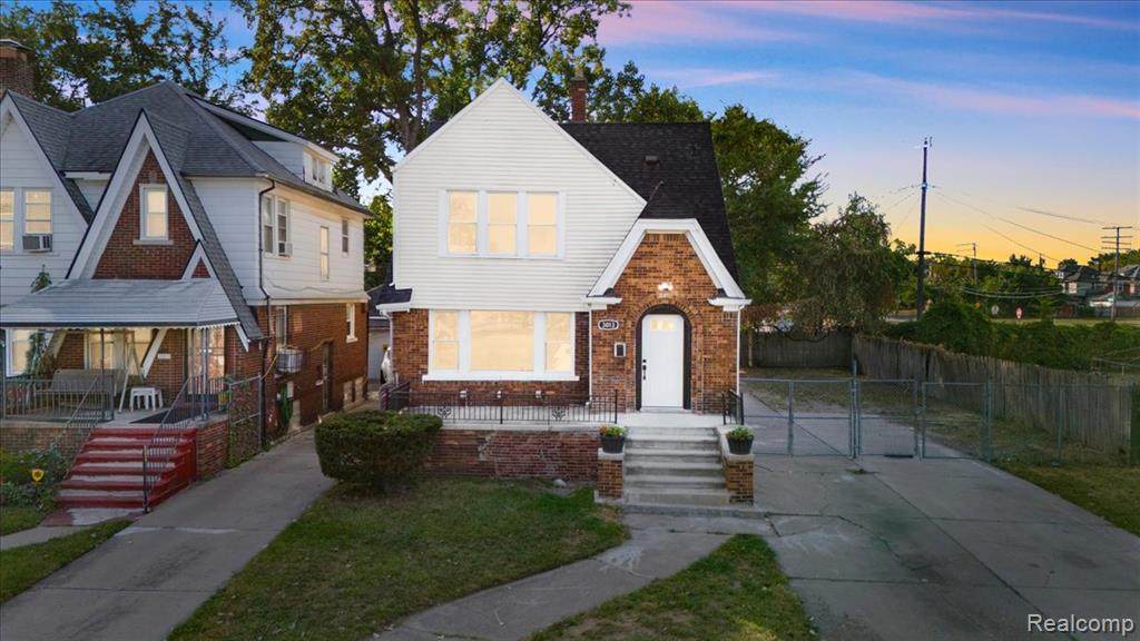 3013 Waverly Street - Photo 1