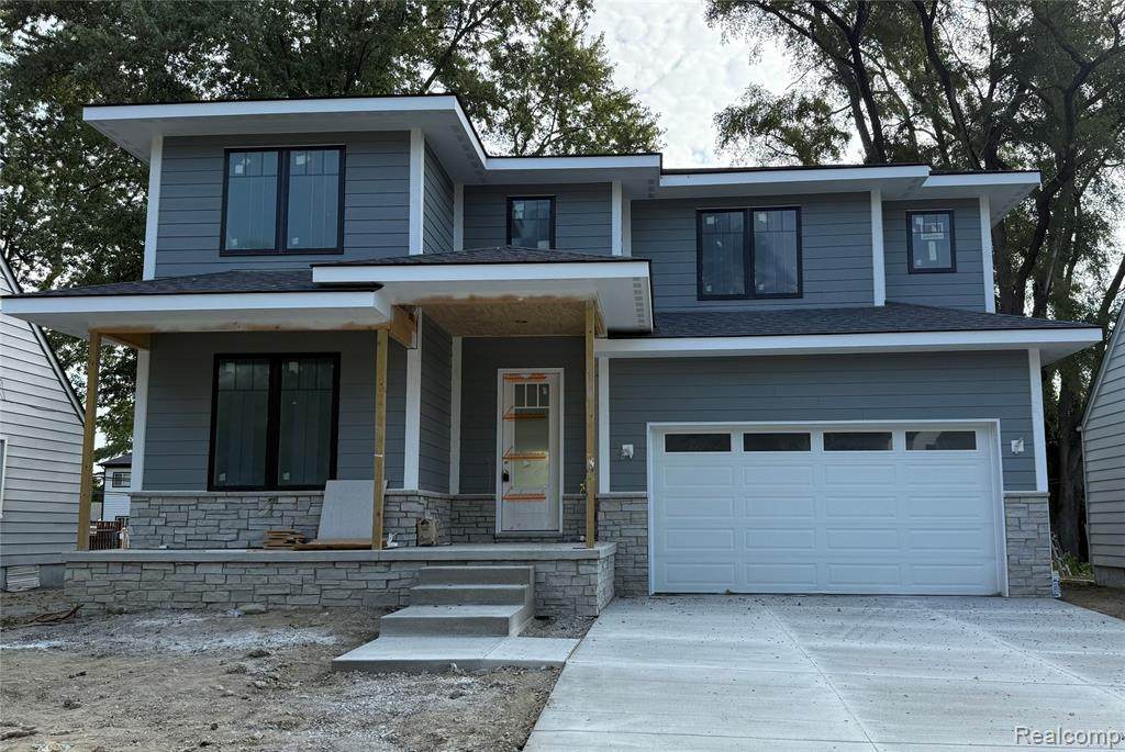 4428 Tonawanda Avenue - Photo 1