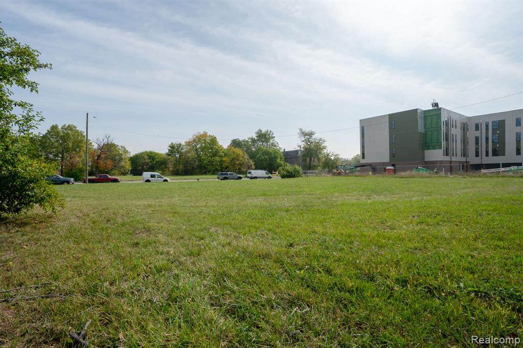 https://bt-photos.global.ssl.fastly.net/michigan/orig_boomver_1_641611061-2.jpg